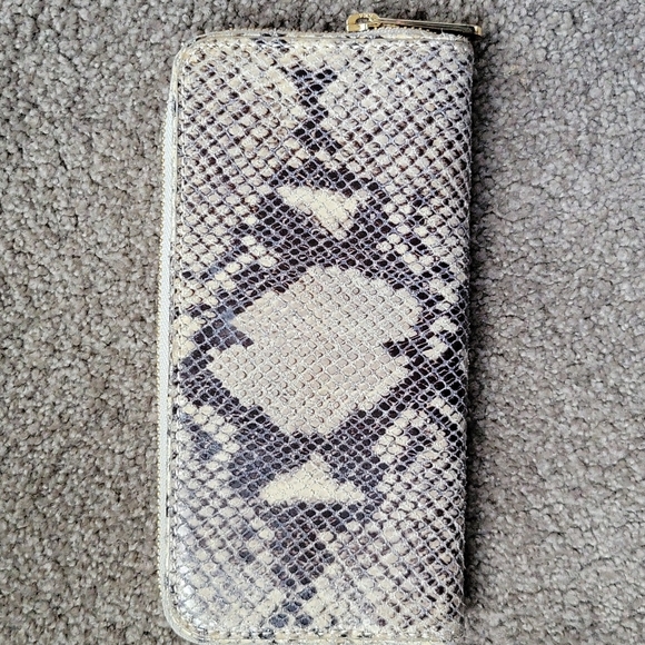 Michael Kors Collection - python wallet - Picture 4 of 7